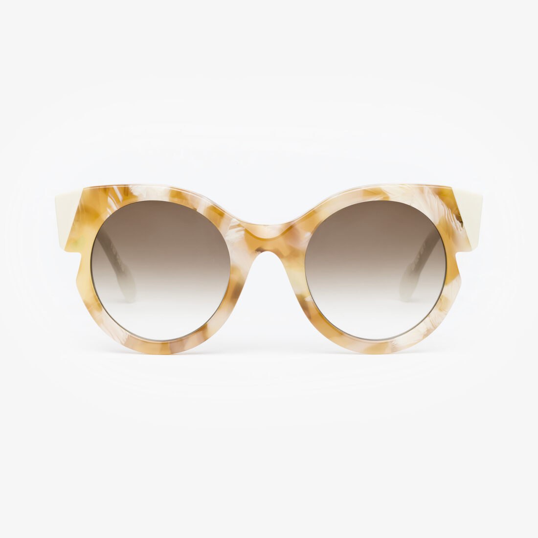 Front view detail of Portrait Eyewear round tortoiseshell sunglasses, professional photography by Inlet Studio in Italy.